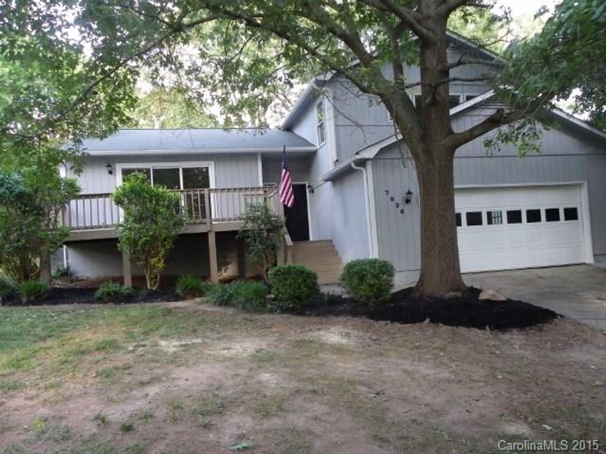 Beautiful home is move in ready! Brand new appliances, Carpet & Paint. Enjoy the outdoors and seasonal waterviews frm front and back decks. Great Floor Plan, with 2 car garage.

This is a Fannie Mae HomePath property.