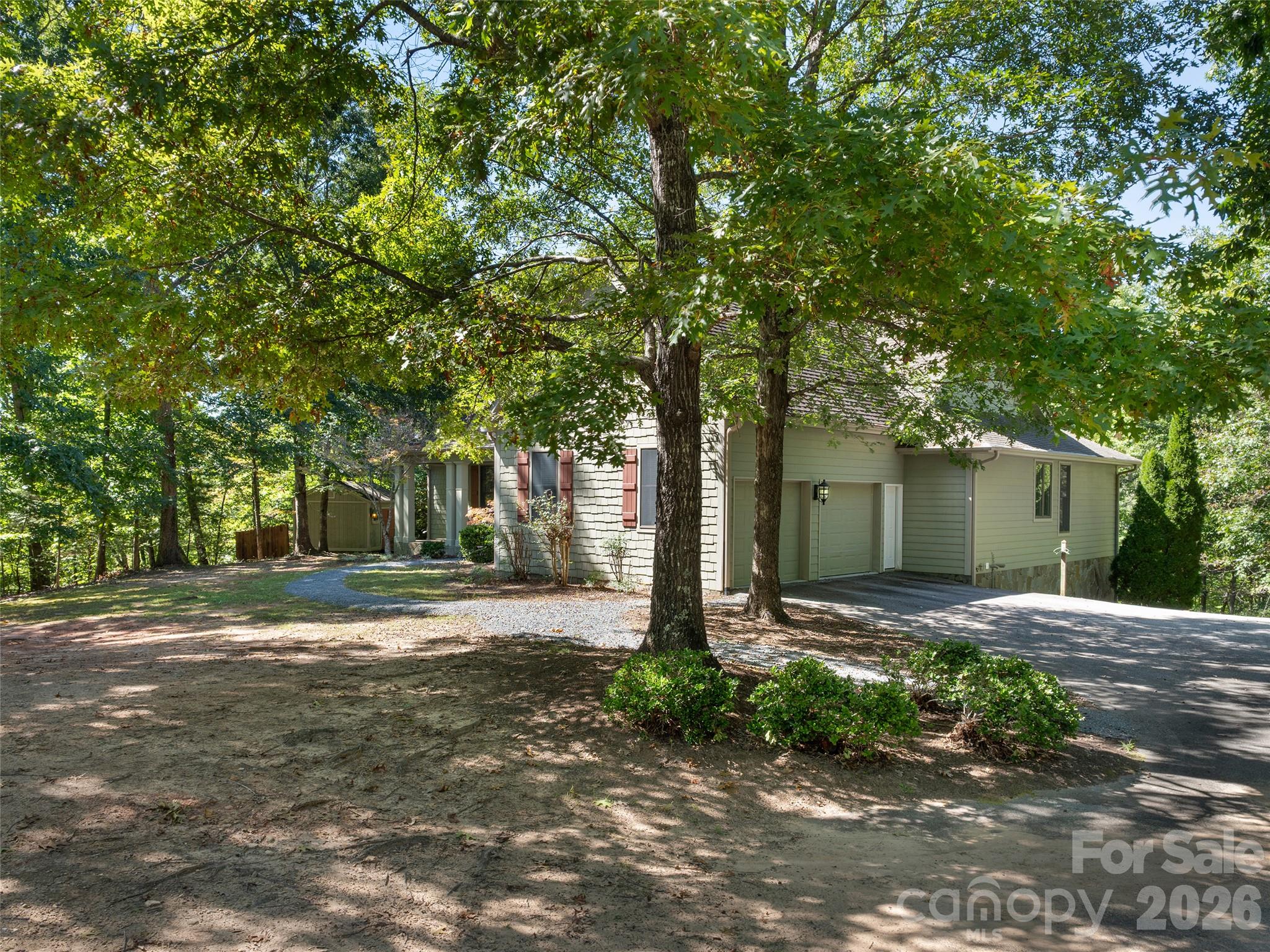 620 N Highland Road
