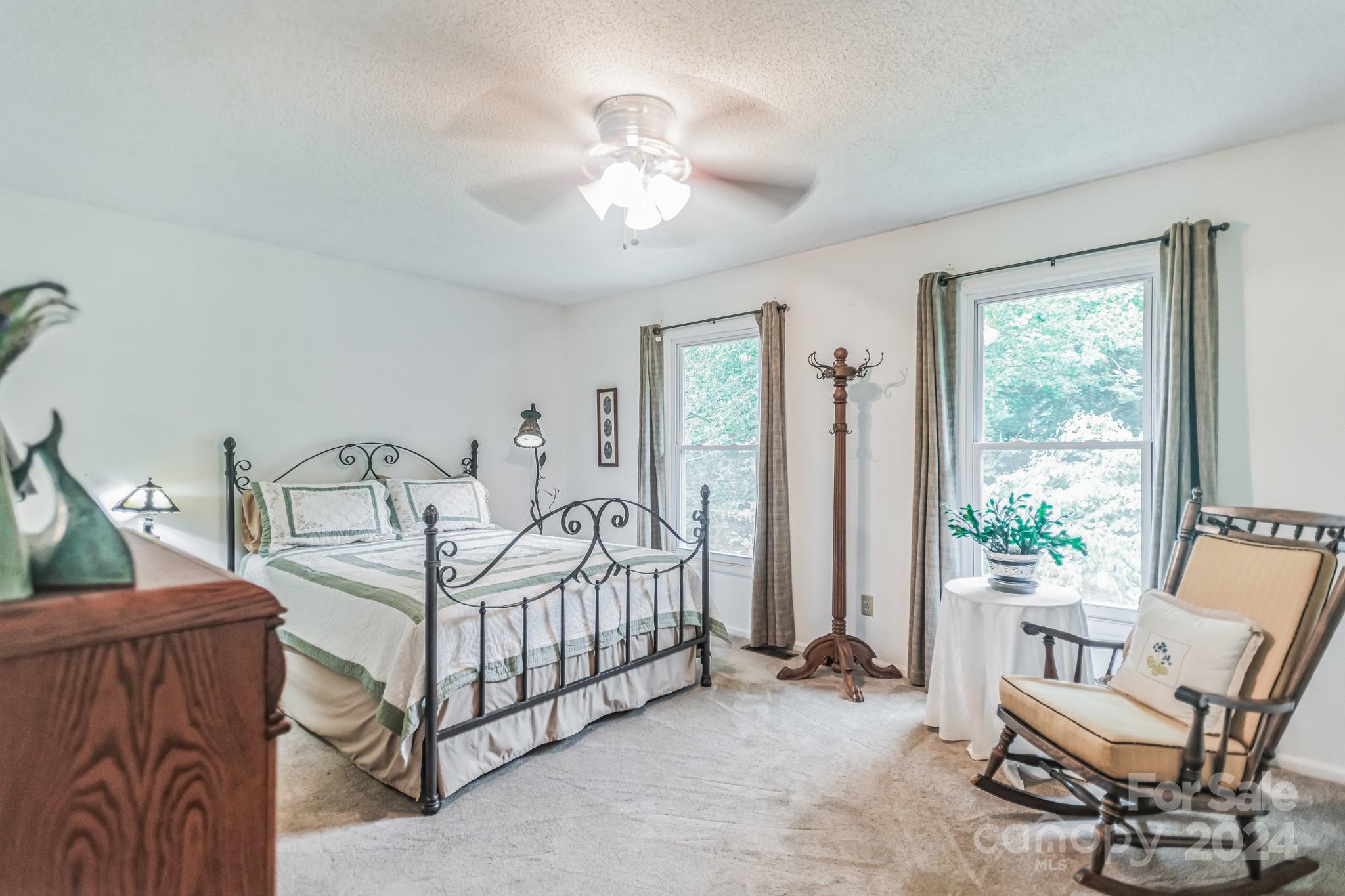 Haw Creek - Residential