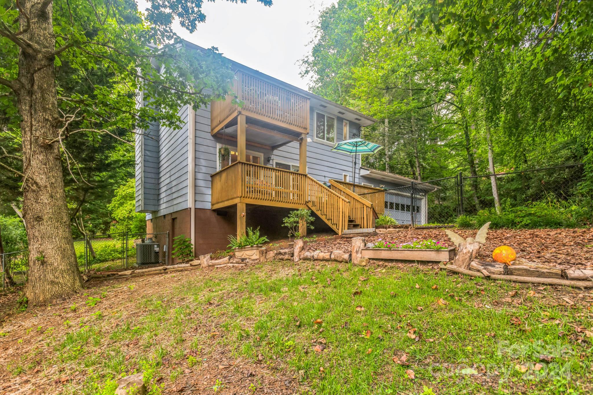 Haw Creek - Residential