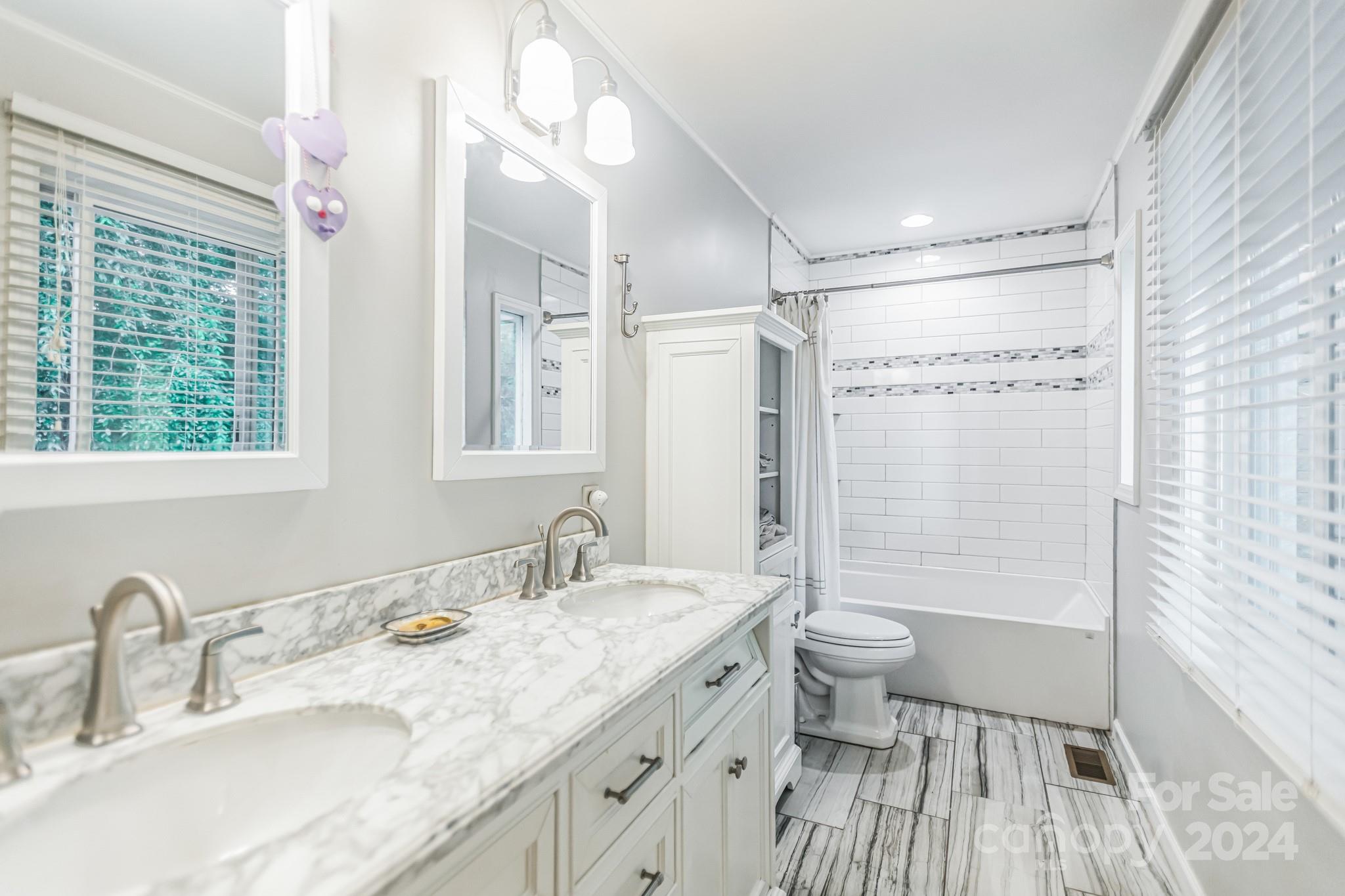 Haw Creek - Residential