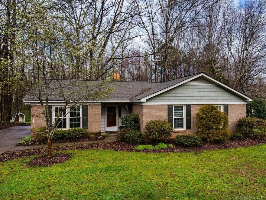 Recently renovated home with new flooring and painting throughout as well as new kitchen with granite tops. Home boasts low energy costs with added insulation, insulated windows, and energy efficient HVAC. Not to mention large shade trees for added summer comfort. Fabulous cul-de-sac lot with wonderful neighbors. Yard has beautiful plantings front and back. The back yard includes a large patio, doll house and wired workshop; all backing up to McCalpine Creek Greenway.