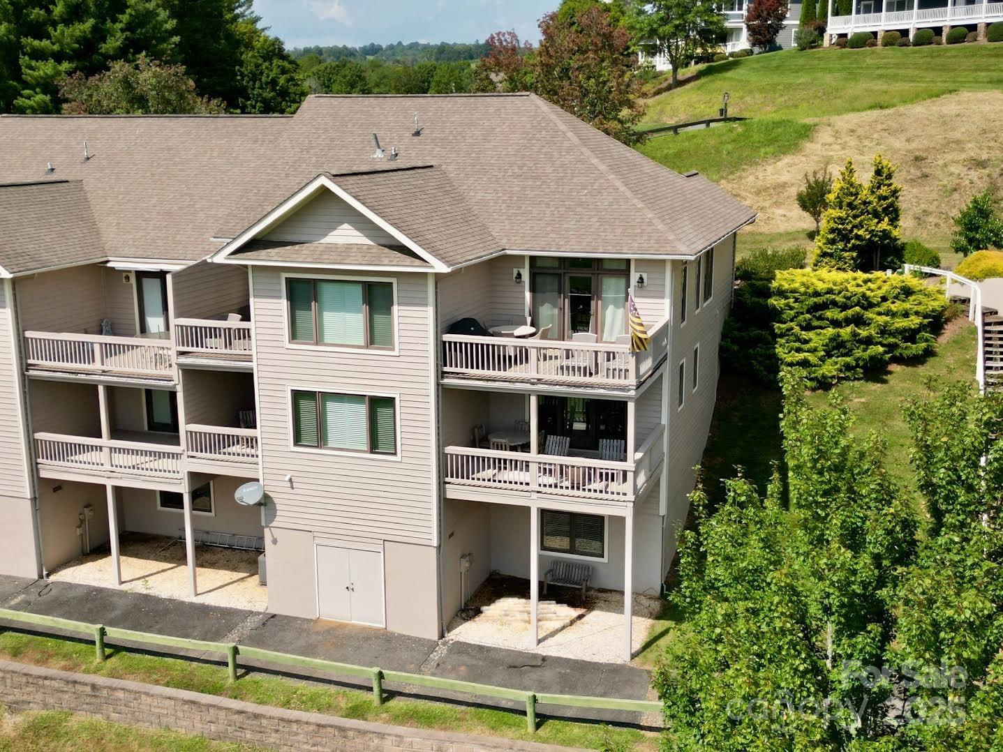 148 Fairway View Place