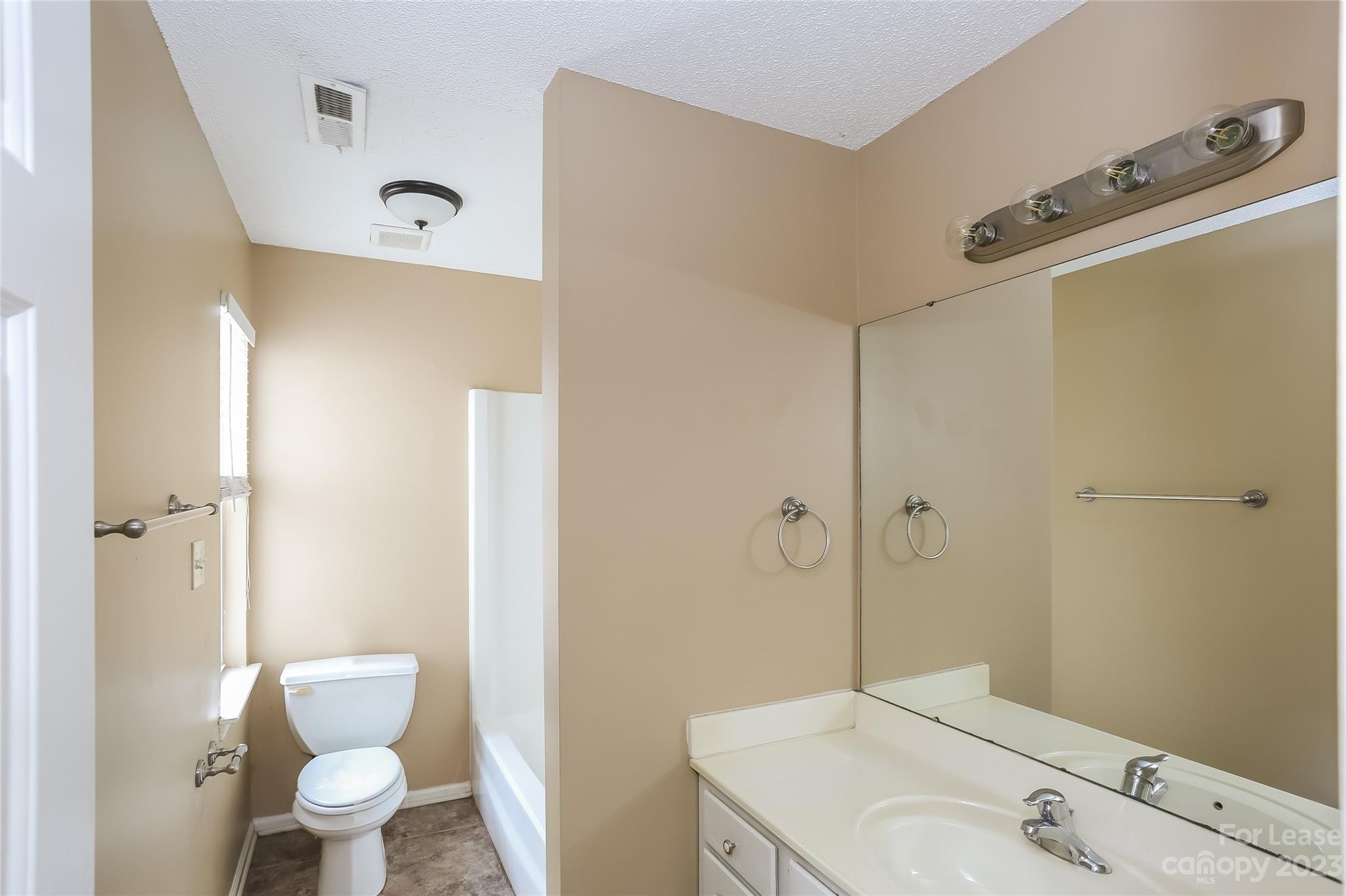 Alexis Pointe - Residential Lease