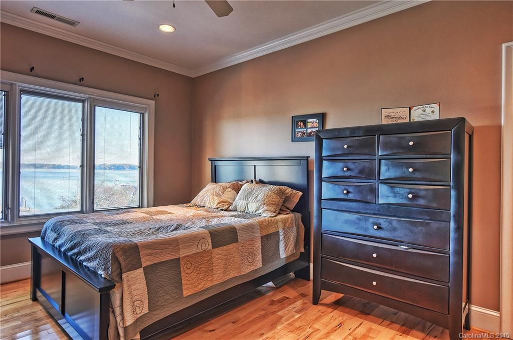 Cowans Ford Country Club - Residential