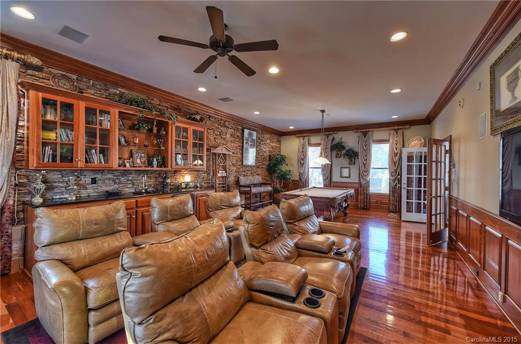 Cowans Ford Country Club - Residential