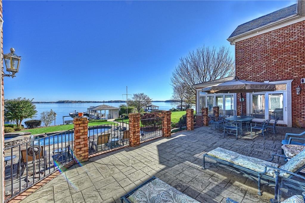 Cowans Ford Country Club - Residential