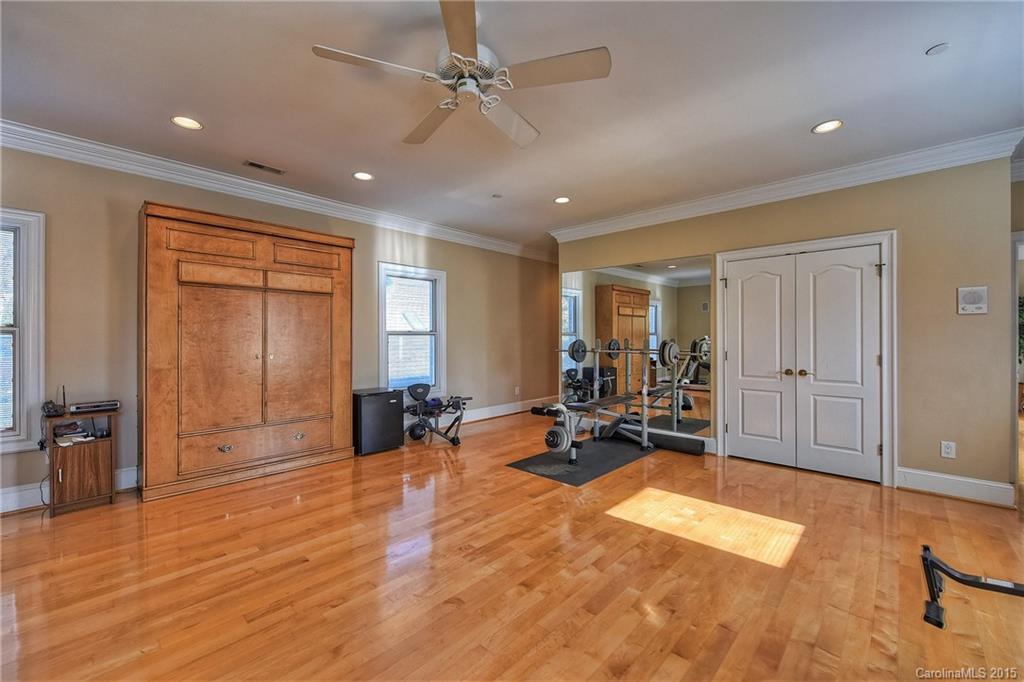 Cowans Ford Country Club - Residential