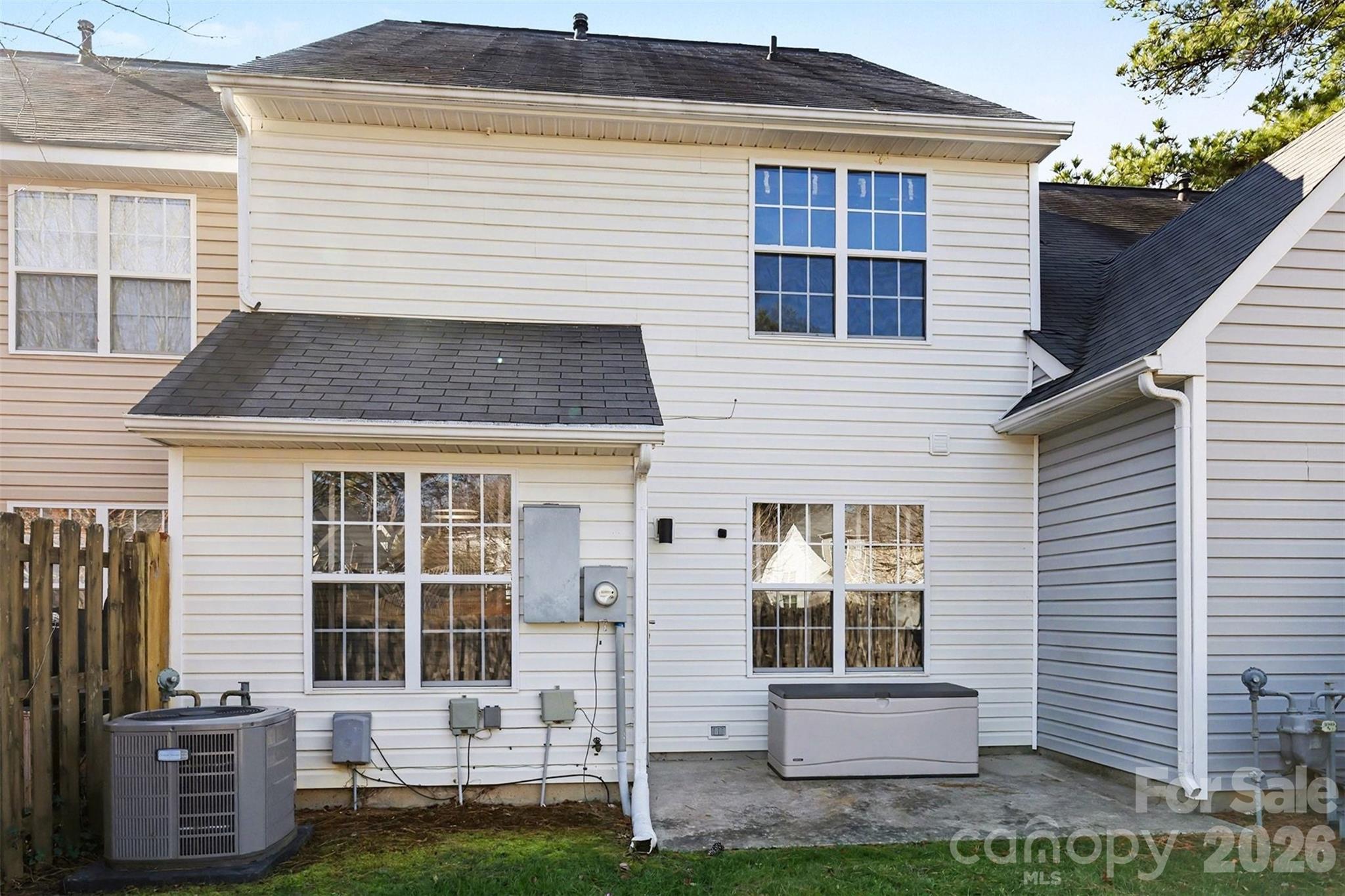 Elizabeth Townes - Residential