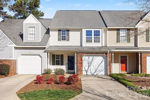 Photo of 9733 Elizabeth Townes Lane, Charlotte, NC 28277 (MLS # 4333819)