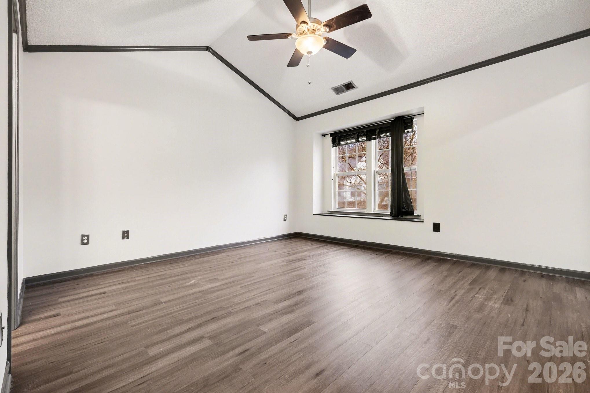 Elizabeth Townes - Residential