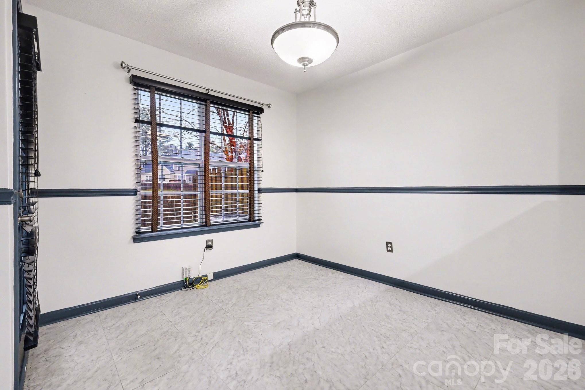 Elizabeth Townes - Residential