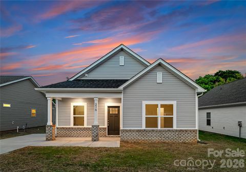 Photo of 1499 Ware Avenue, Gastonia, NC 28052 (MLS # 4379364)
