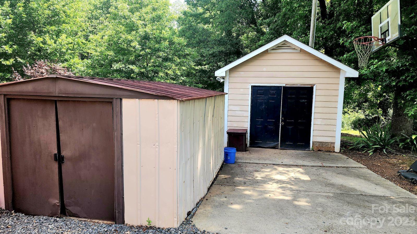 Lawyers Station - Residential