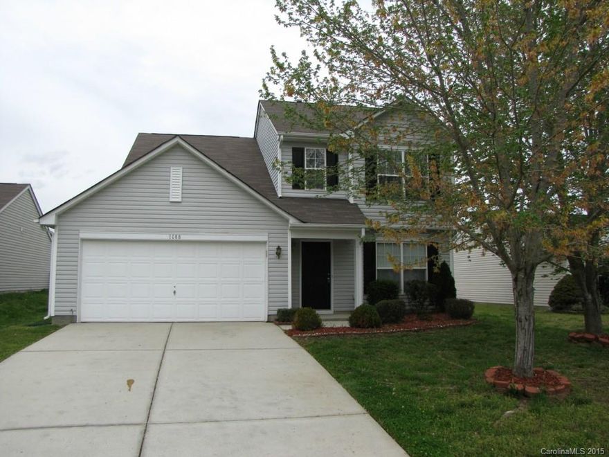 This affordable 3-bedroom, 2.5-bath home is close to parks, schools and major roads. The floor plan includes a spacious family room with wood laminate floors, and a kitchen with an island. Sliding doors open to the partially-covered patio with pasture views.