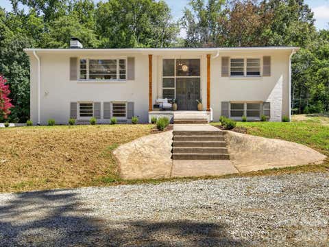 Photo of 2532 Sam Newell Road, Matthews, NC 28105 (MLS # 4416566)
