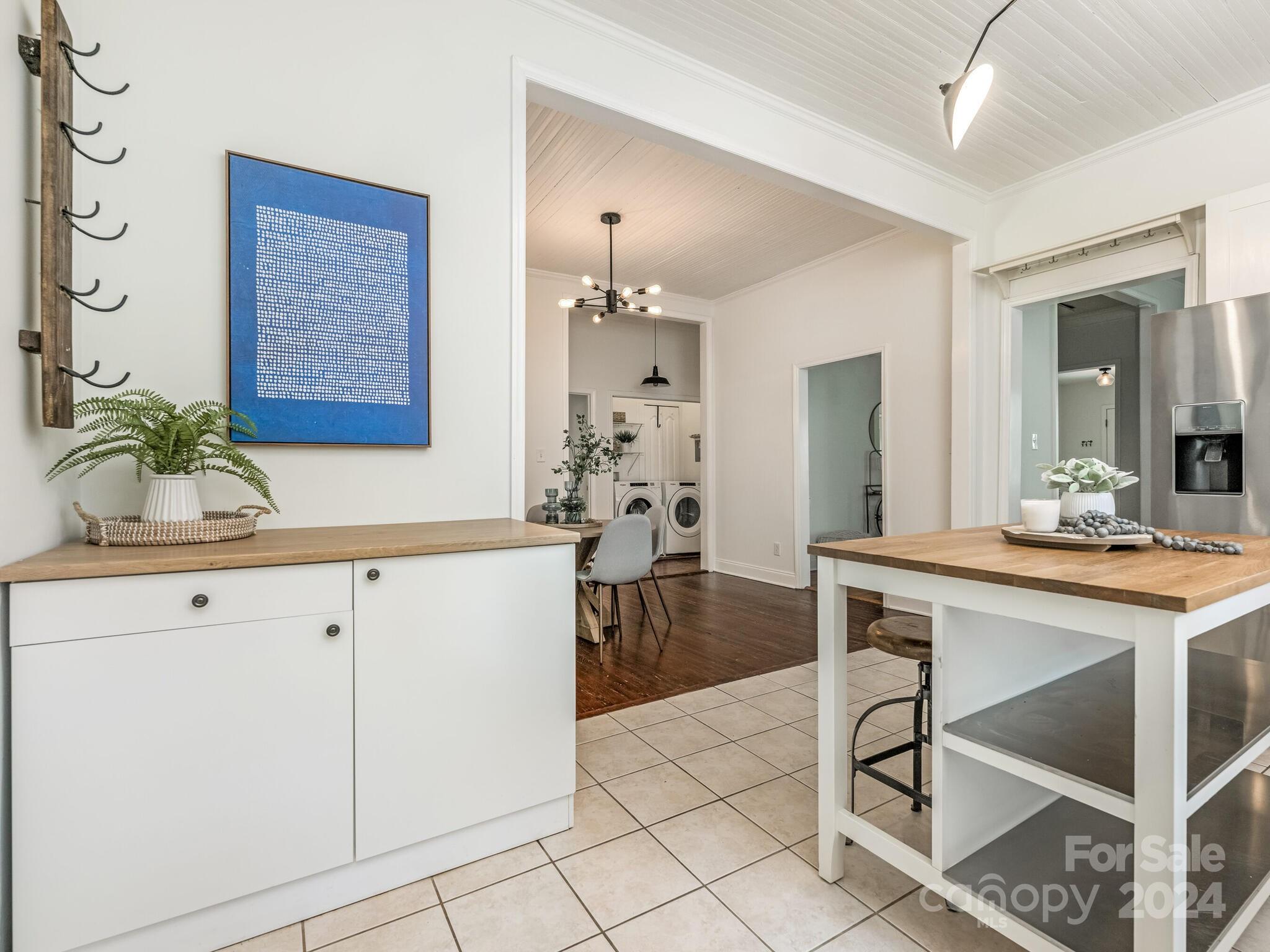 Villa Heights - Residential