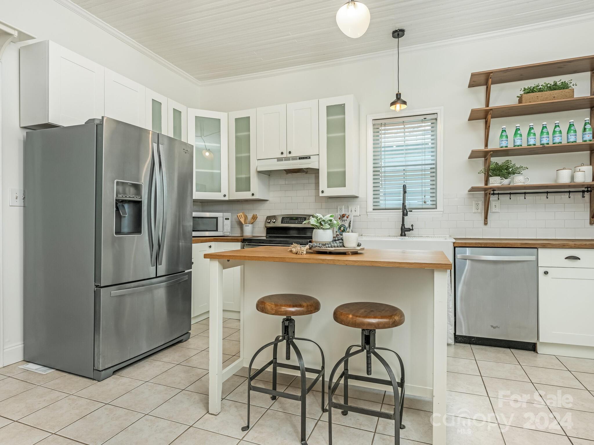 Villa Heights - Residential