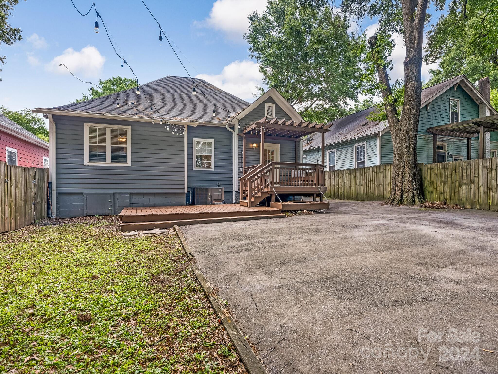 Villa Heights - Residential