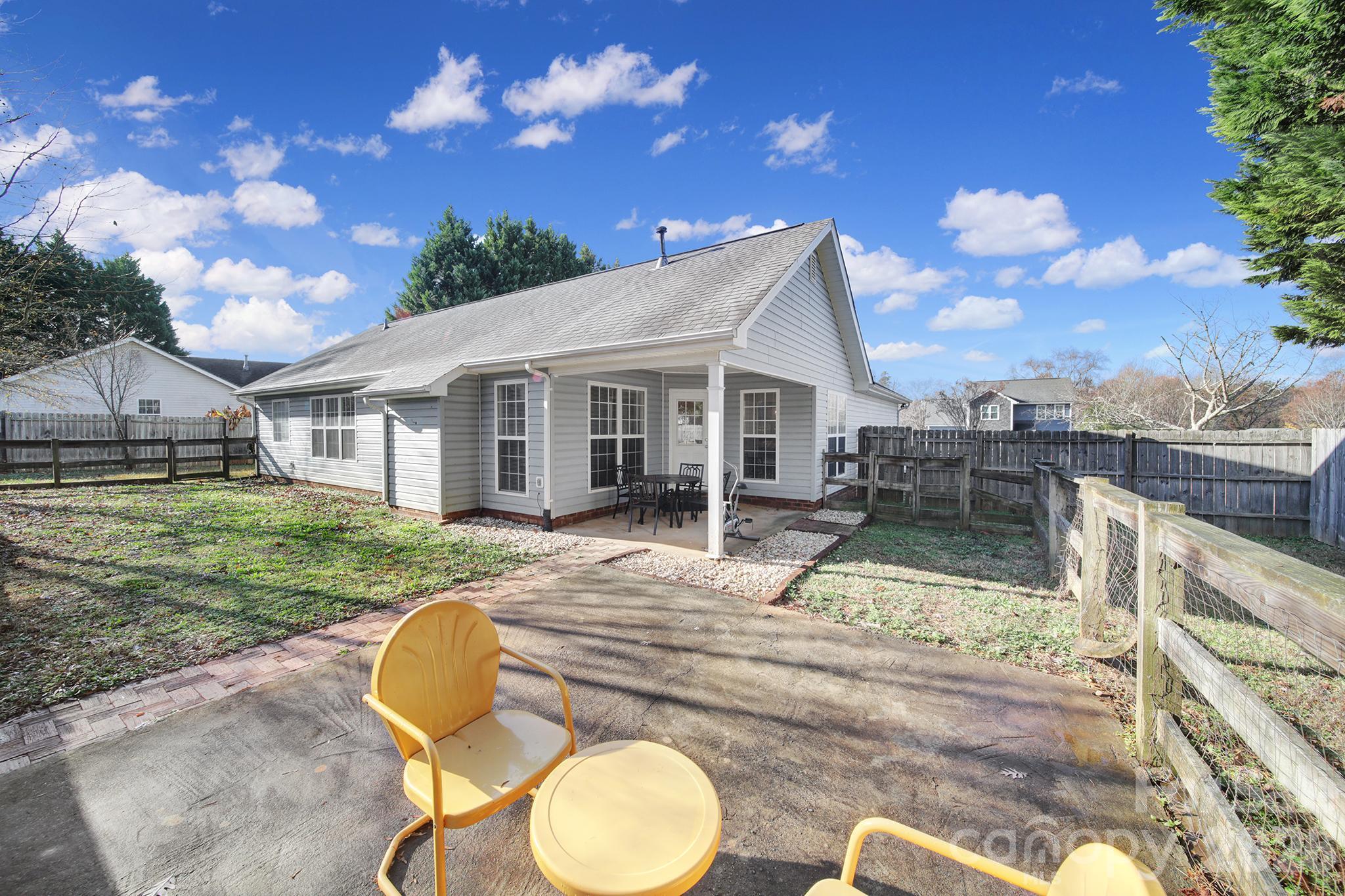 713 Pesca Lane