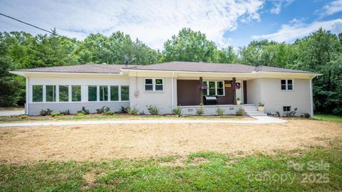 675 Nc 801 Highway Woodleaf NC 27054