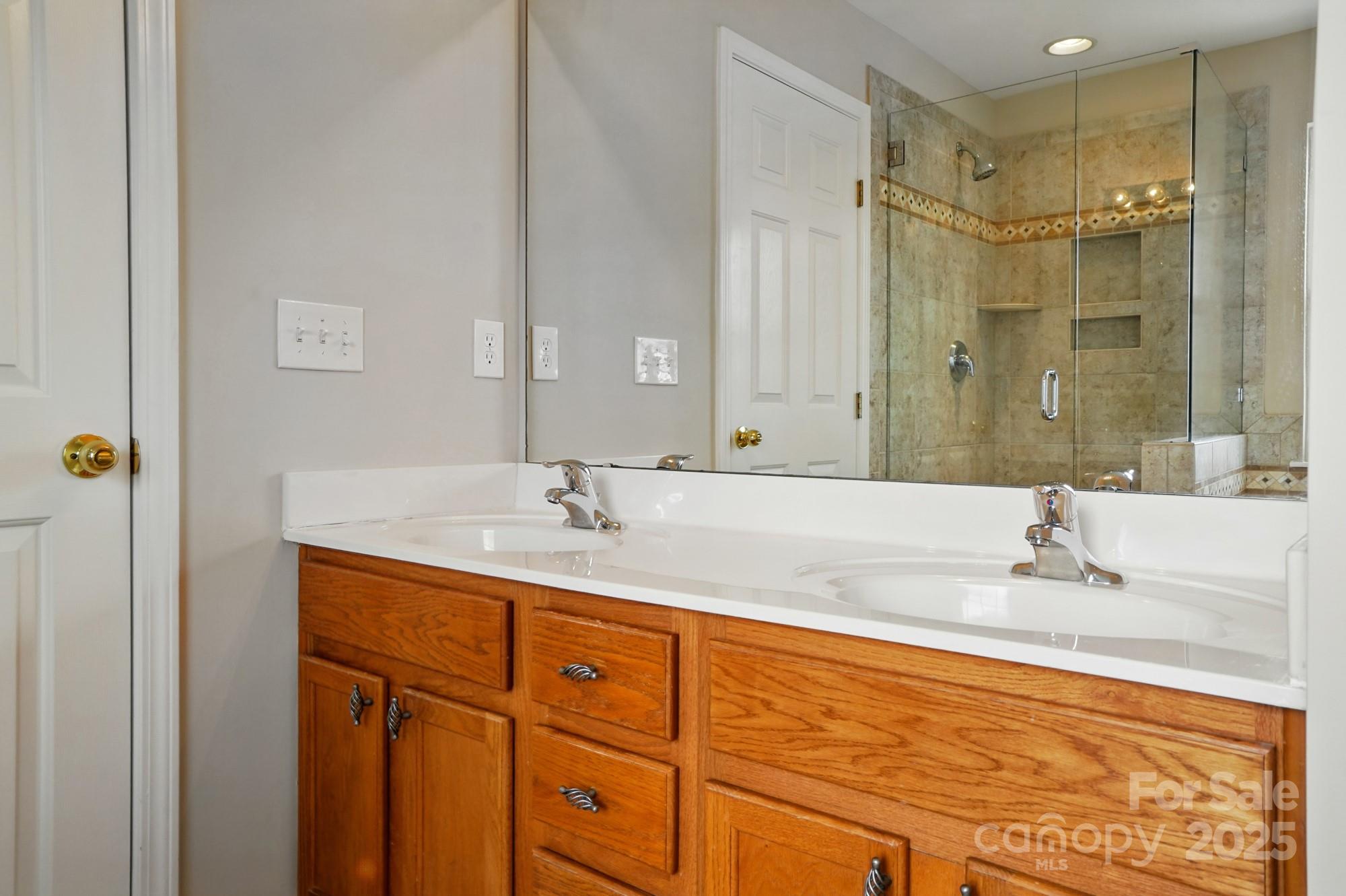 Fairway Townes - Residential