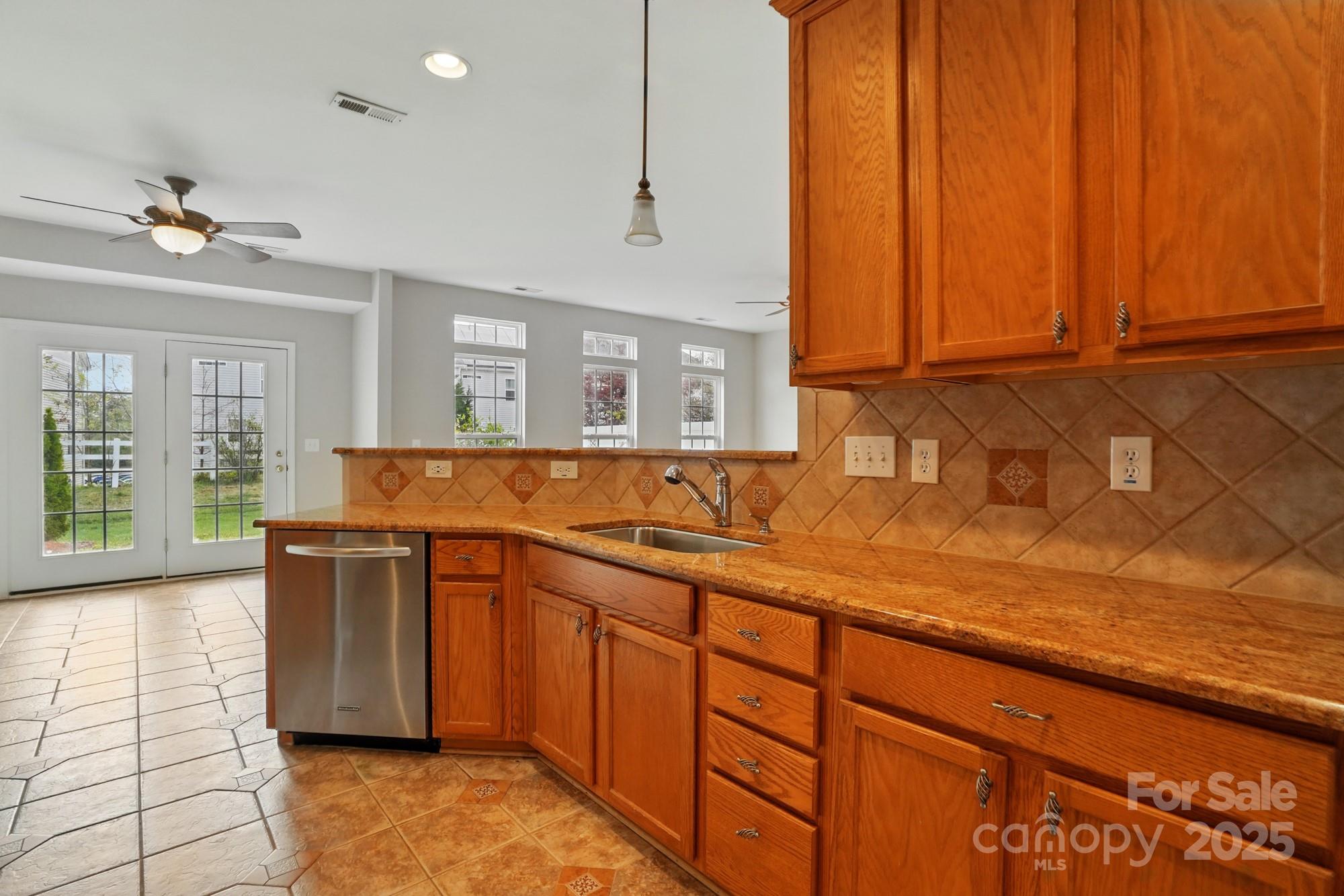 Fairway Townes - Residential