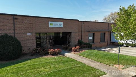 824 22nd Street Place SE 824 Hickory NC 28602