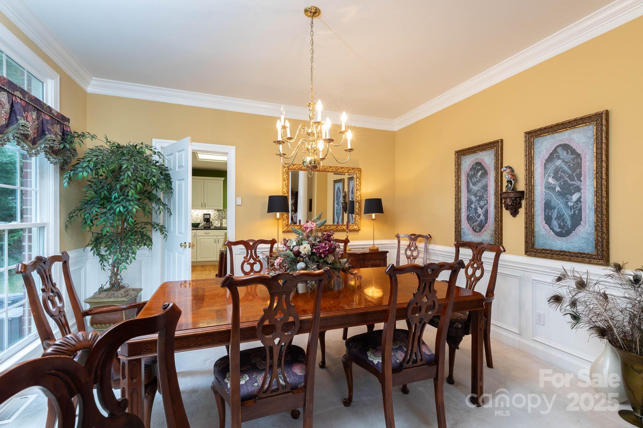 1548 Summit View Drive