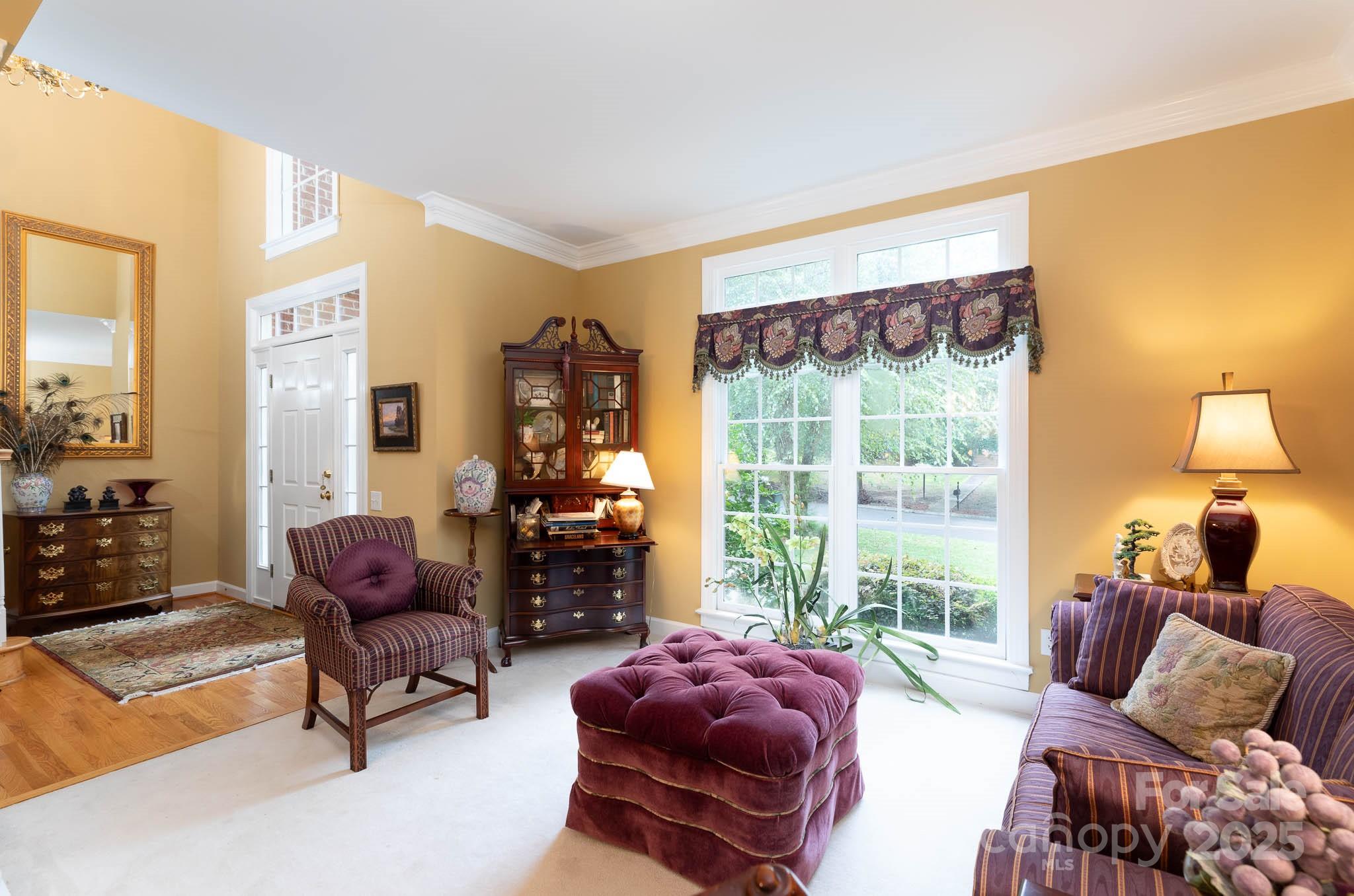 1548 Summit View Drive