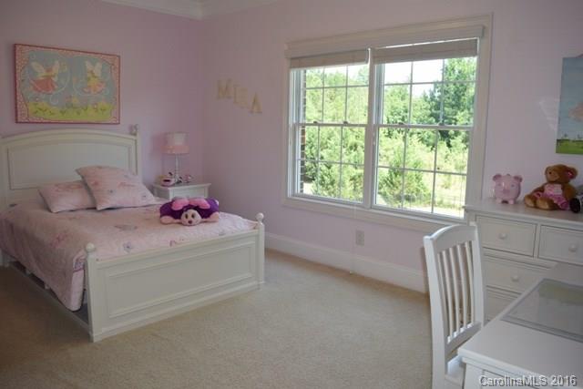 Laurel Creek - Residential