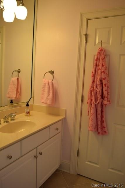 Laurel Creek - Residential