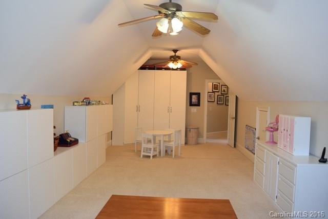 Laurel Creek - Residential