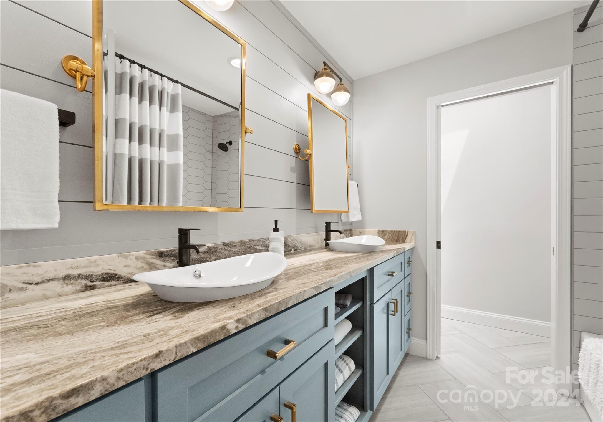 Westport Peninsula - Residential