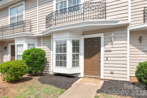 Photo for 204 Heritage Parkway
