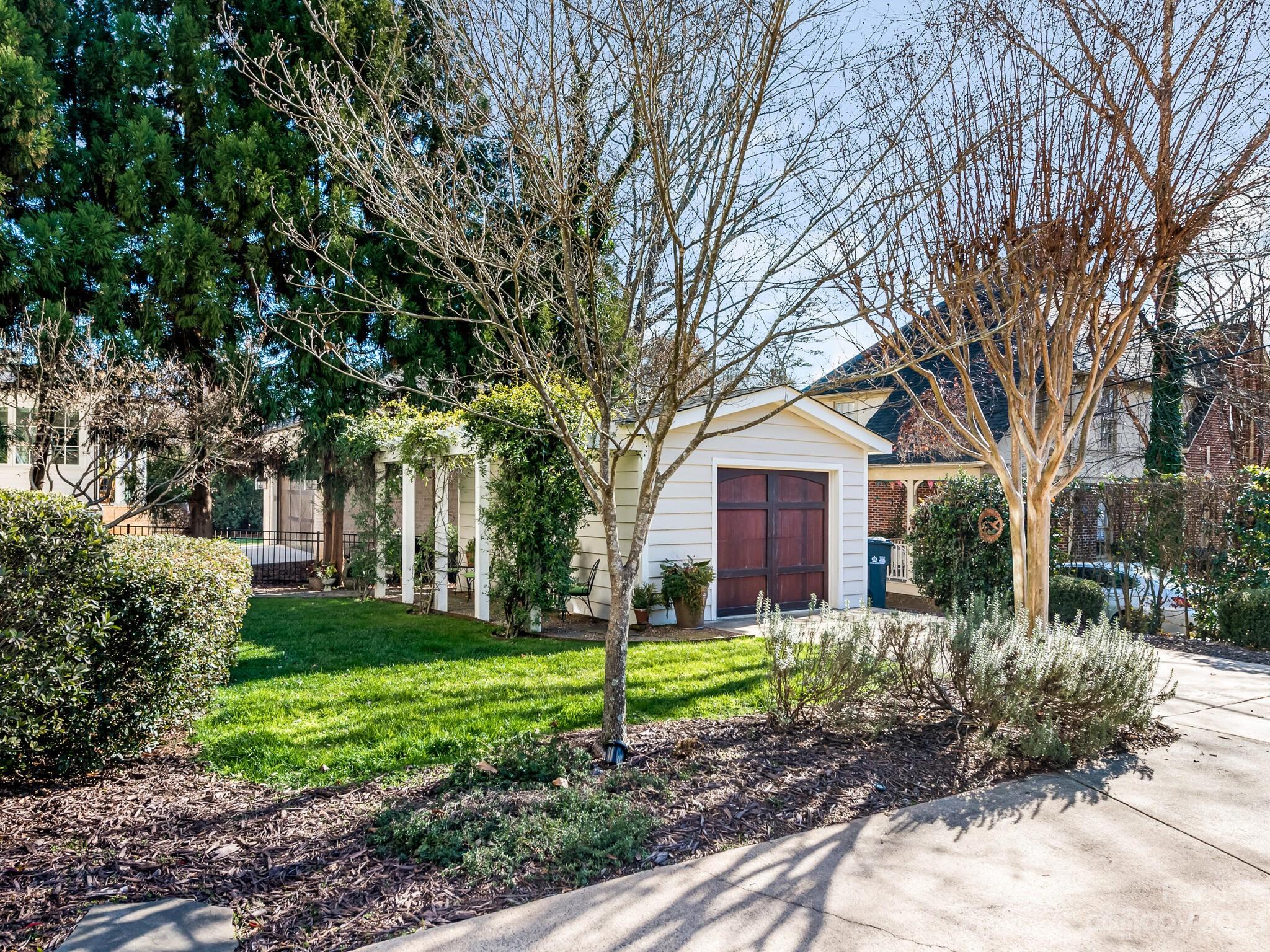 Myers Park - Residential