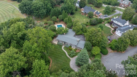 Photo of 226 20th Avenue Place, Hickory, NC 28601 (MLS # 4398256)