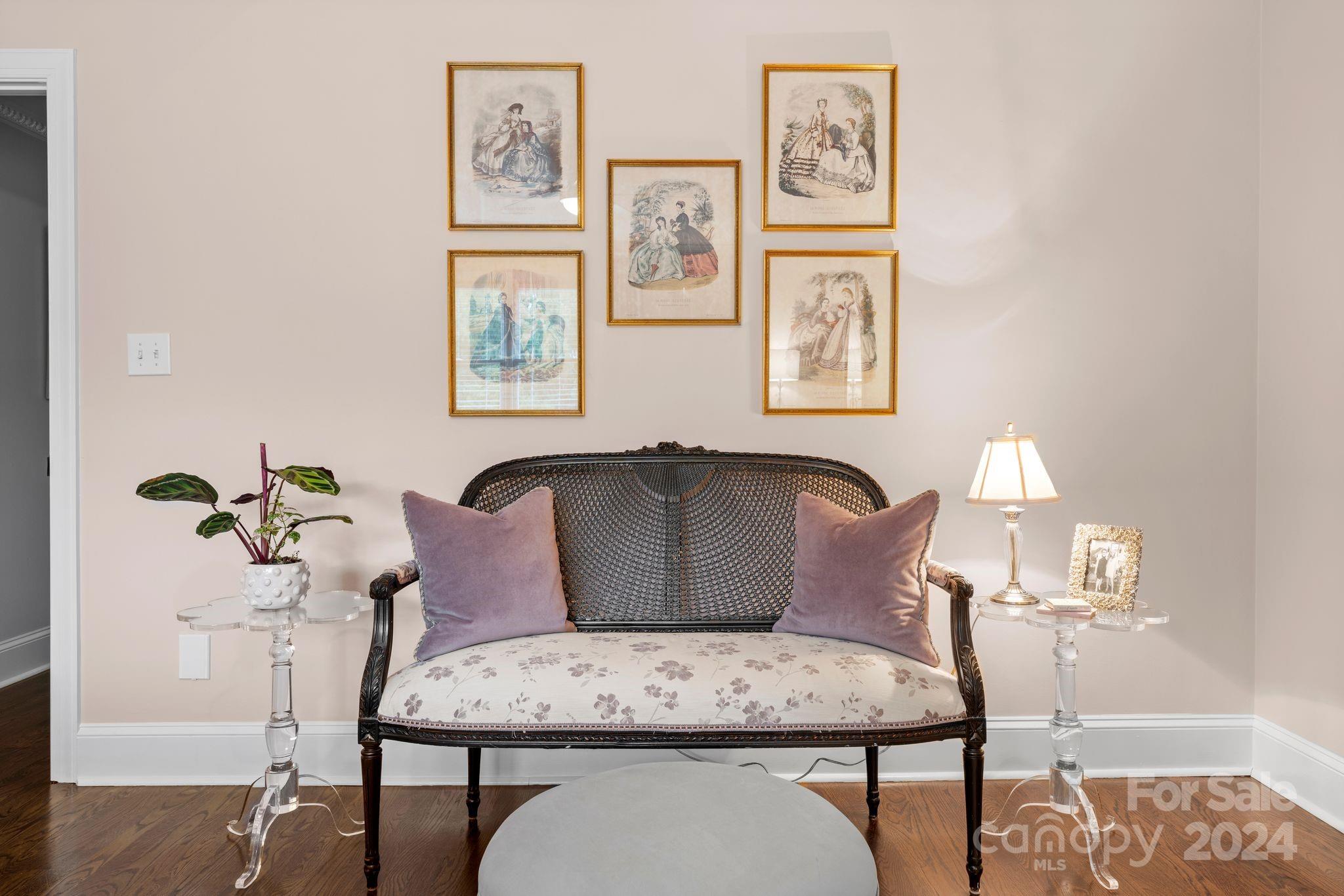 The Peninsula - Residential