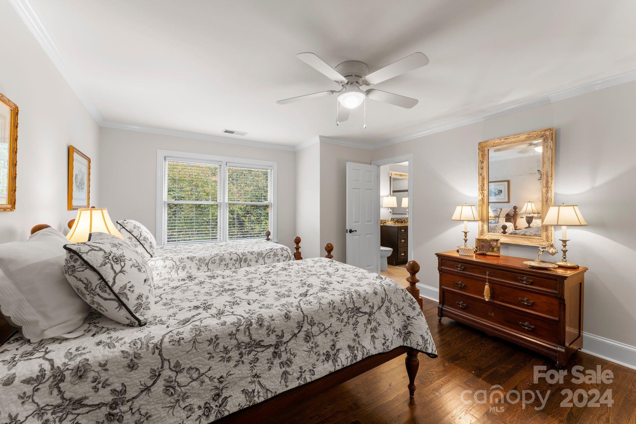 The Peninsula - Residential