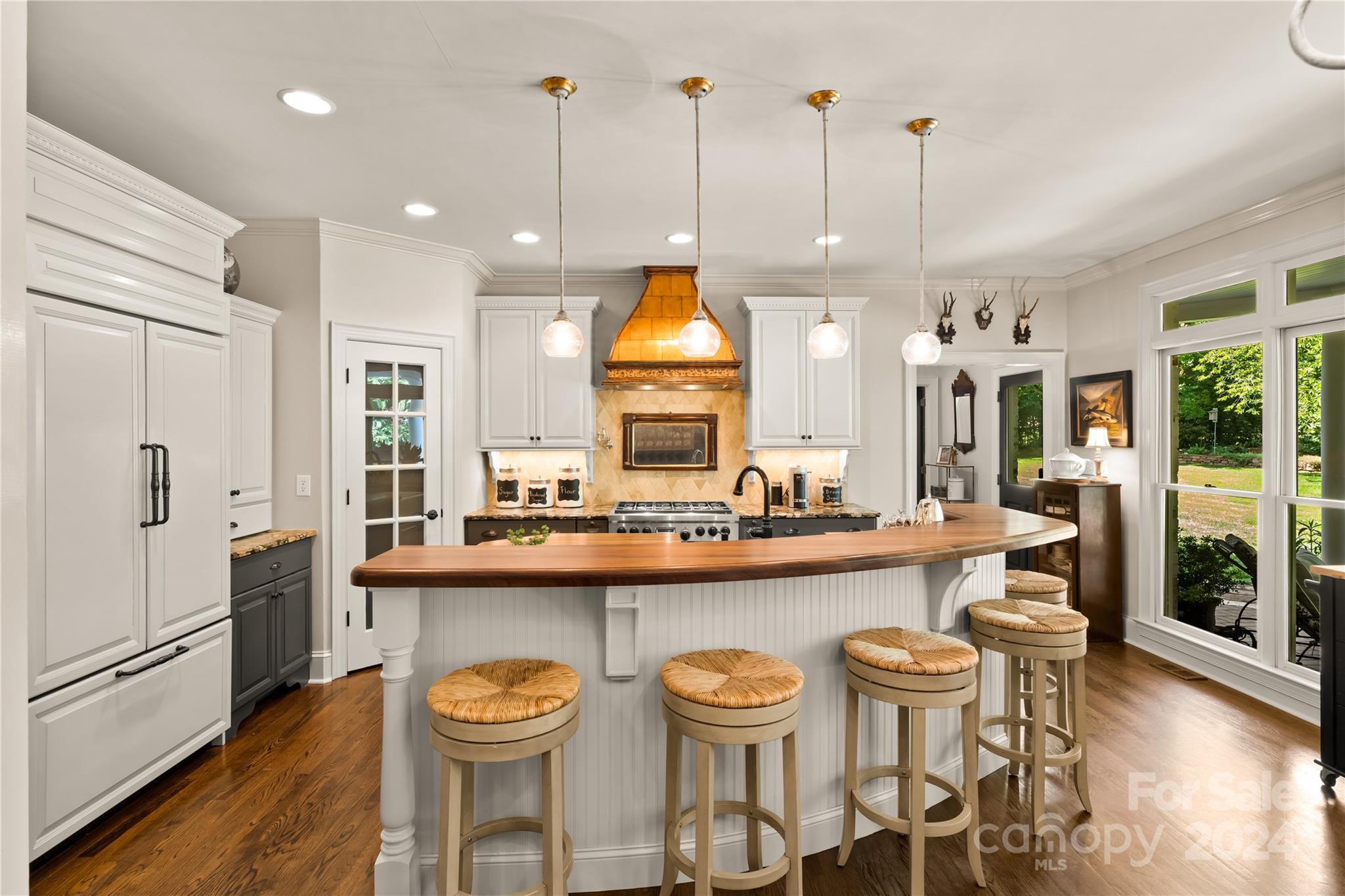 The Peninsula - Residential