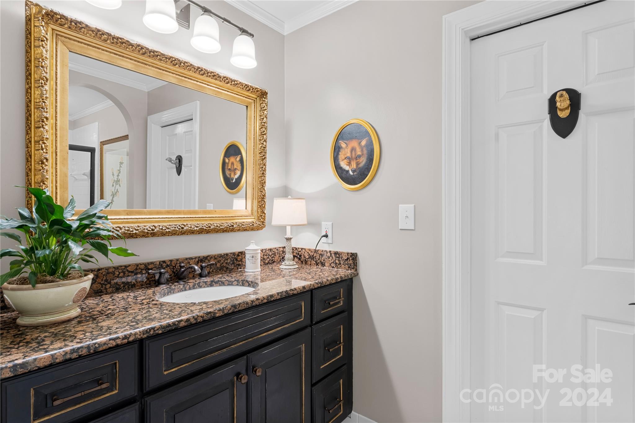 The Peninsula - Residential