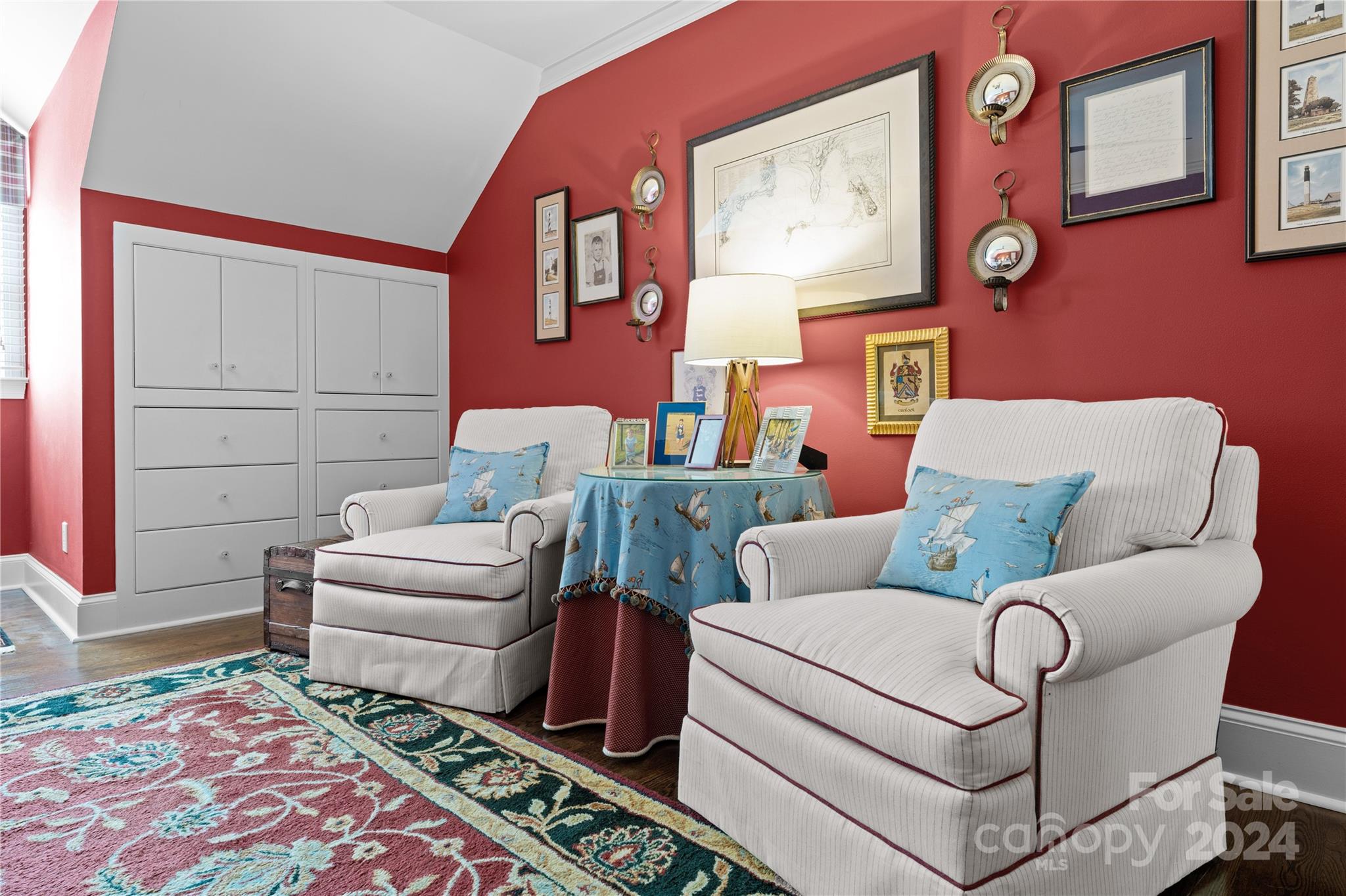 The Peninsula - Residential