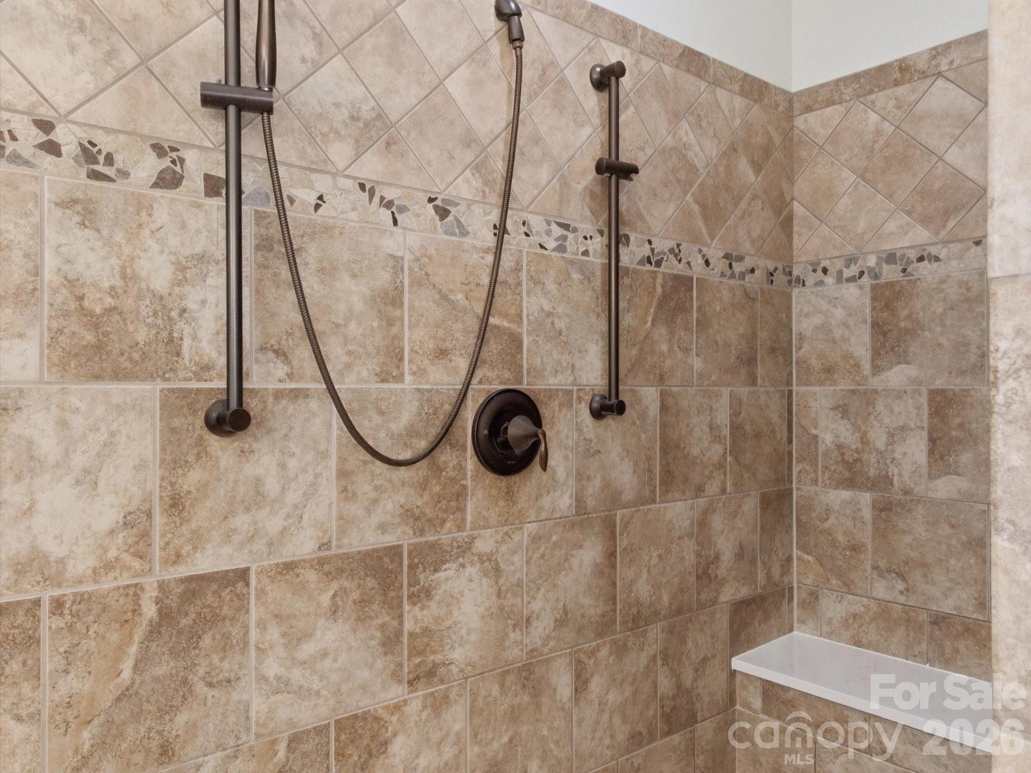 The Glynns At Carolina Crossing - Residential