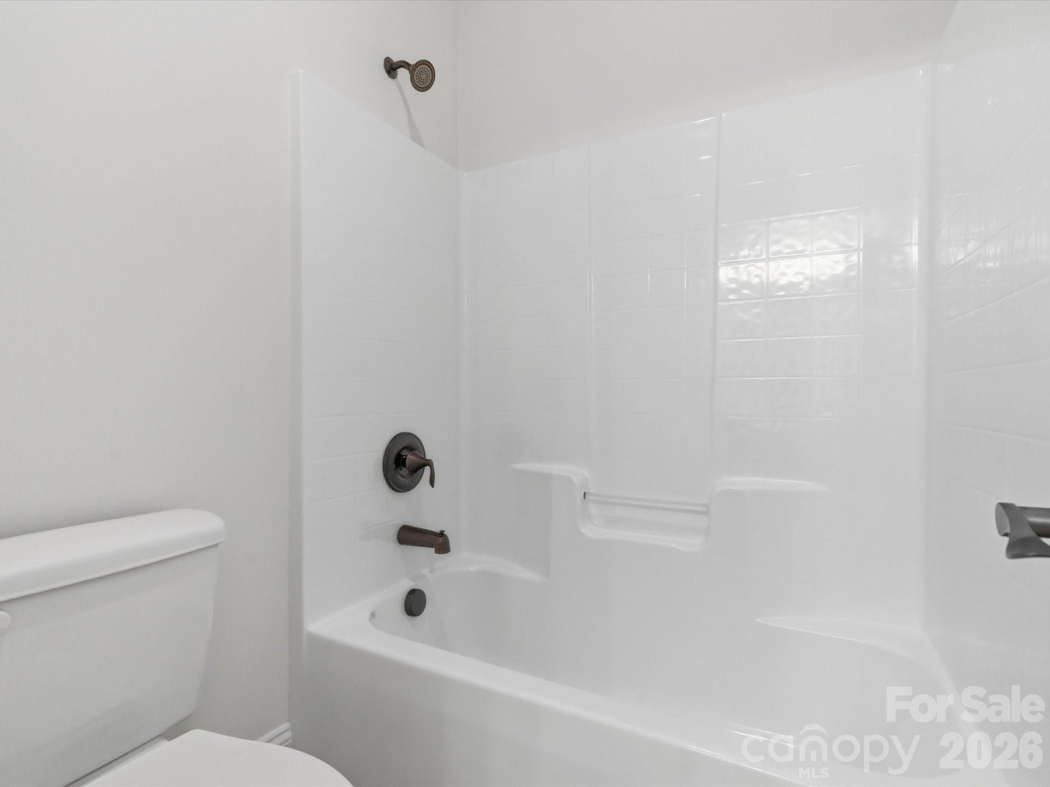 The Glynns At Carolina Crossing - Residential