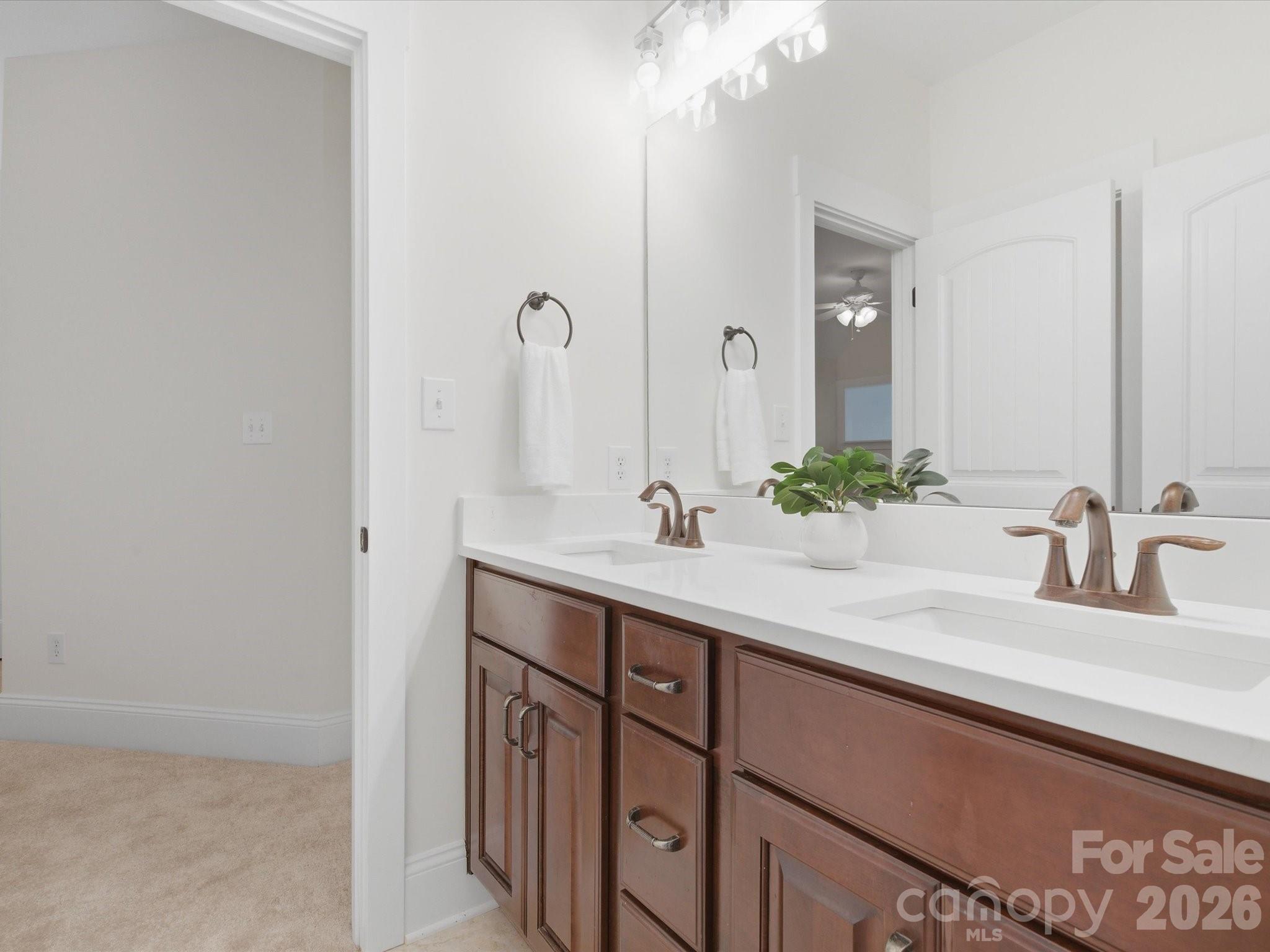 The Glynns At Carolina Crossing - Residential