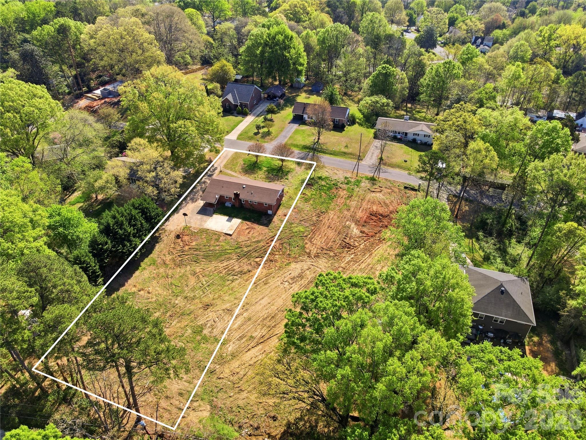 Cresthills - Residential