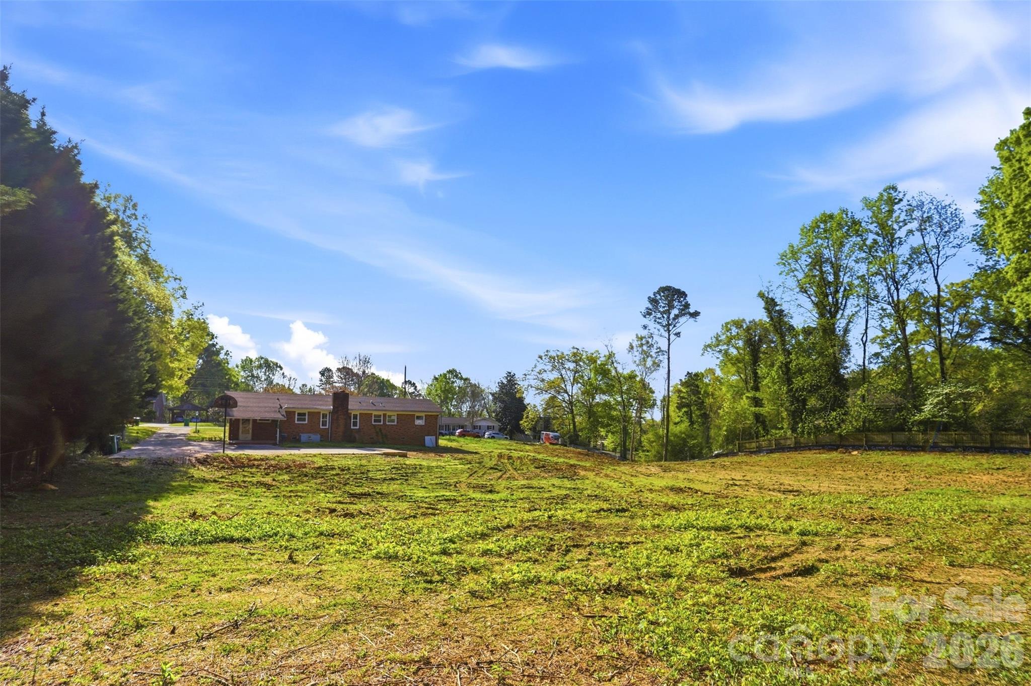 Cresthills - Residential