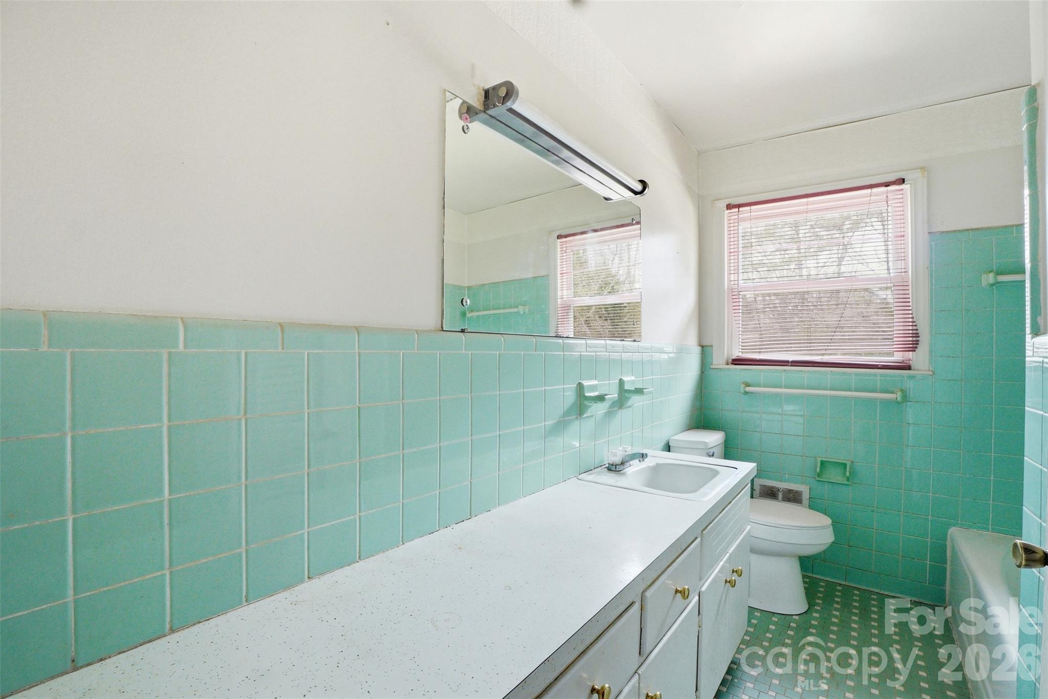 Cresthills - Residential