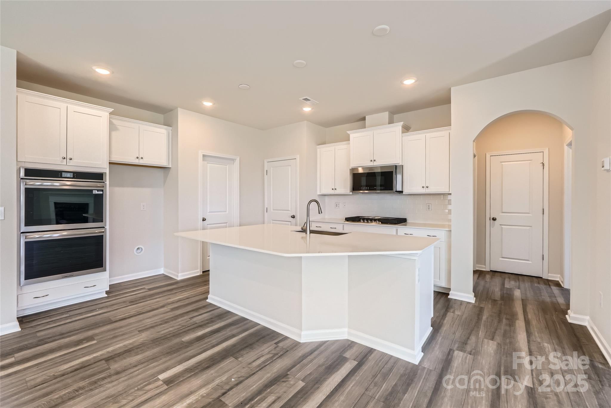 Elizabeth - Residential