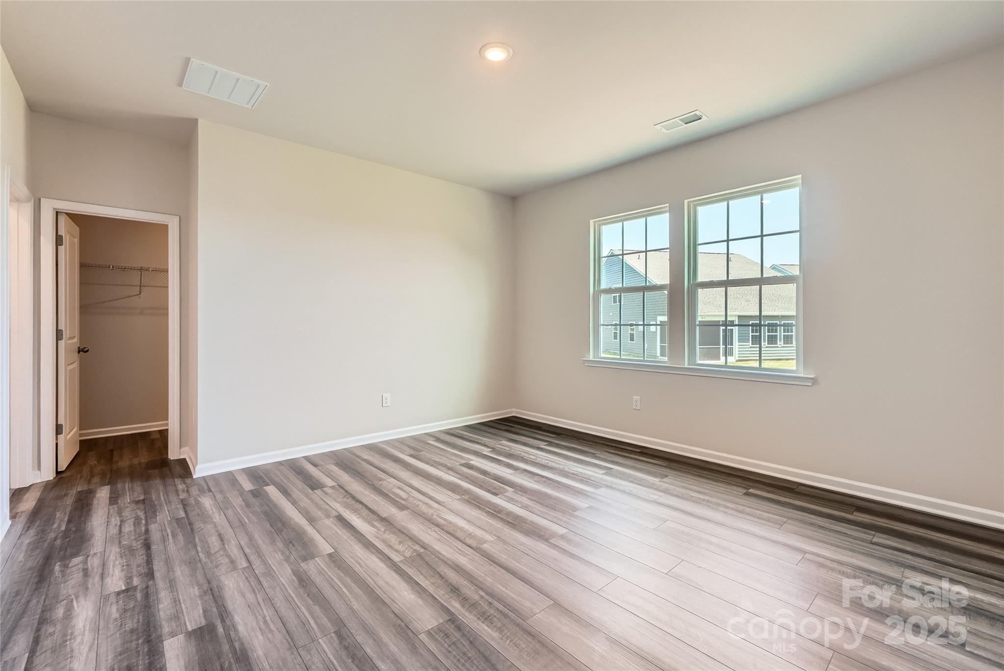 Elizabeth - Residential